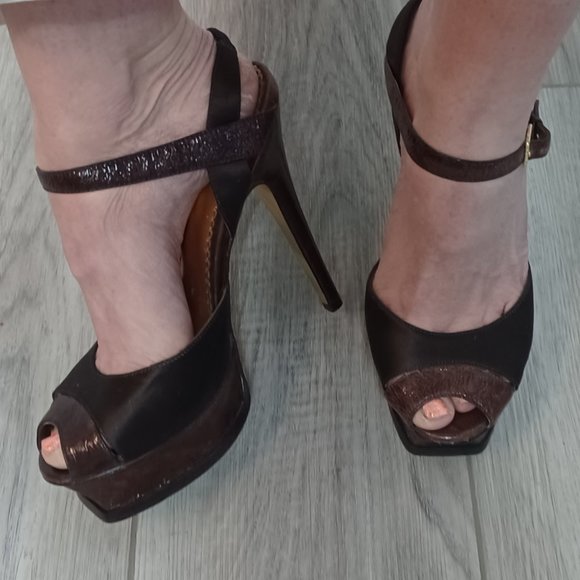 Bebe Peep toe, platfor heel, brown size 8 - Picture 3 of 11